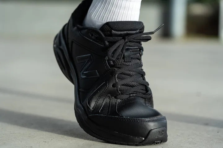 New Balance WX624AB5 Sneaker für Damen, weite Passform