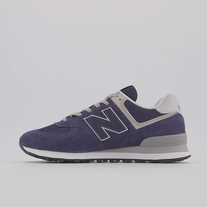 New Balance ML574EVN Lauf-Sneaker für Herren, weite Passform, exklusiv, Marineblau