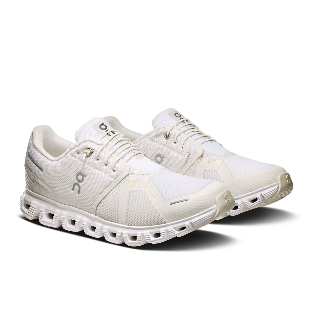 Men's Wide Fit On Cloud 6 Wide Sneakers
