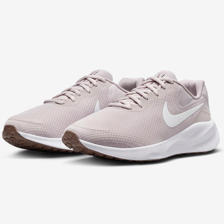 Women's Wide Fit Nike FZ6829-007 Revolution 7 Sneakers