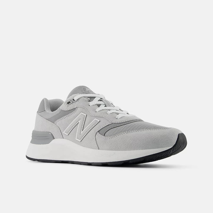 Men's Wide Fit New Balance M8806HE Walking/Running Sneakers