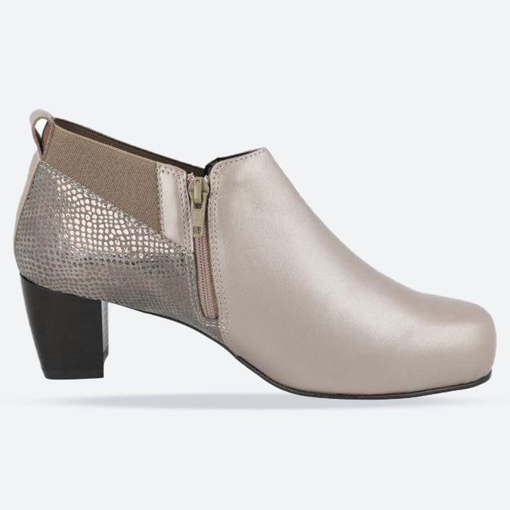 DB Carrie-Stiefel für Damen in weiter Passform