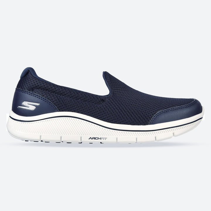Women's Wide Fit Skechers 123033 Go Golf Arch Fit Sneakers