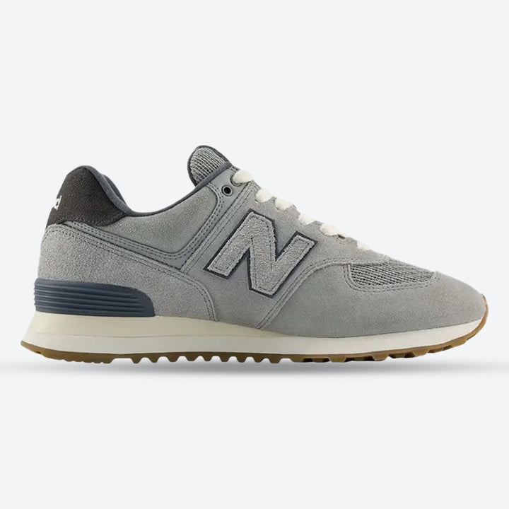 Men's Wide Fit New Balance U5746VZ Sneakers