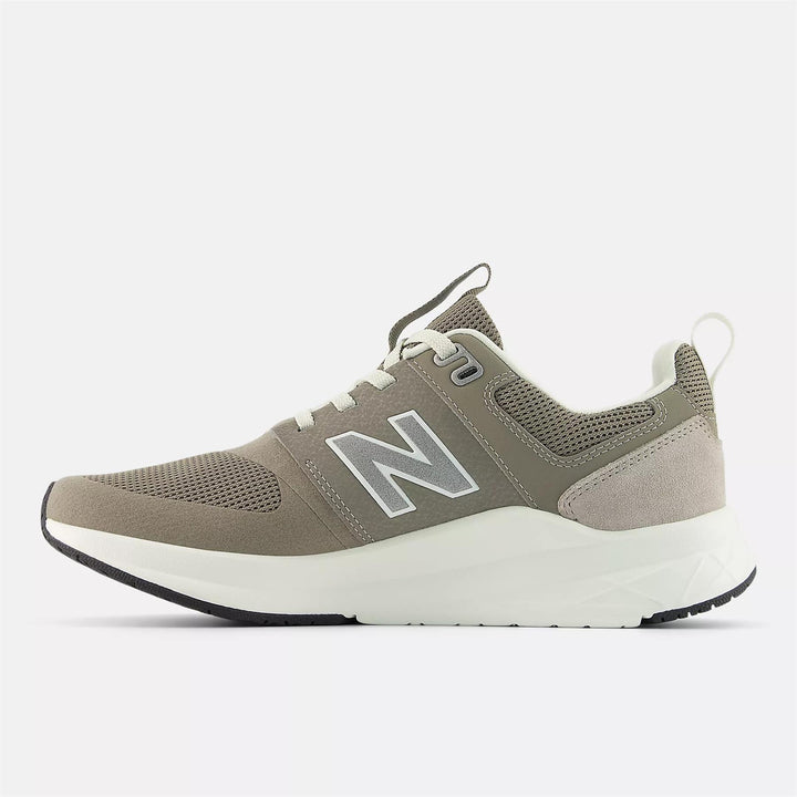 Men's Wide Fit New Balance UA900DC2 Running Sneakers