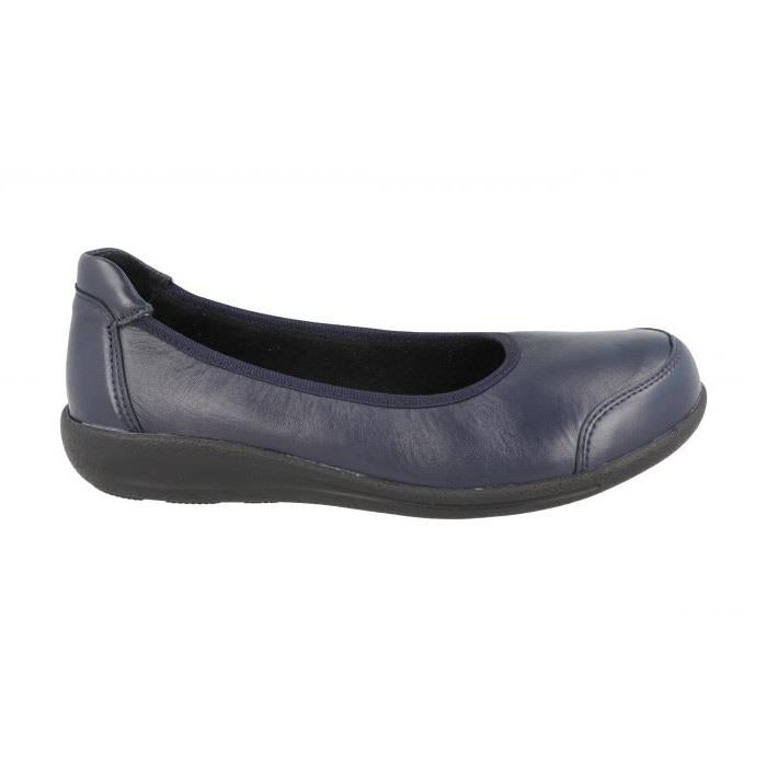 Women's Wide Fit DB Whitethroat Shoes