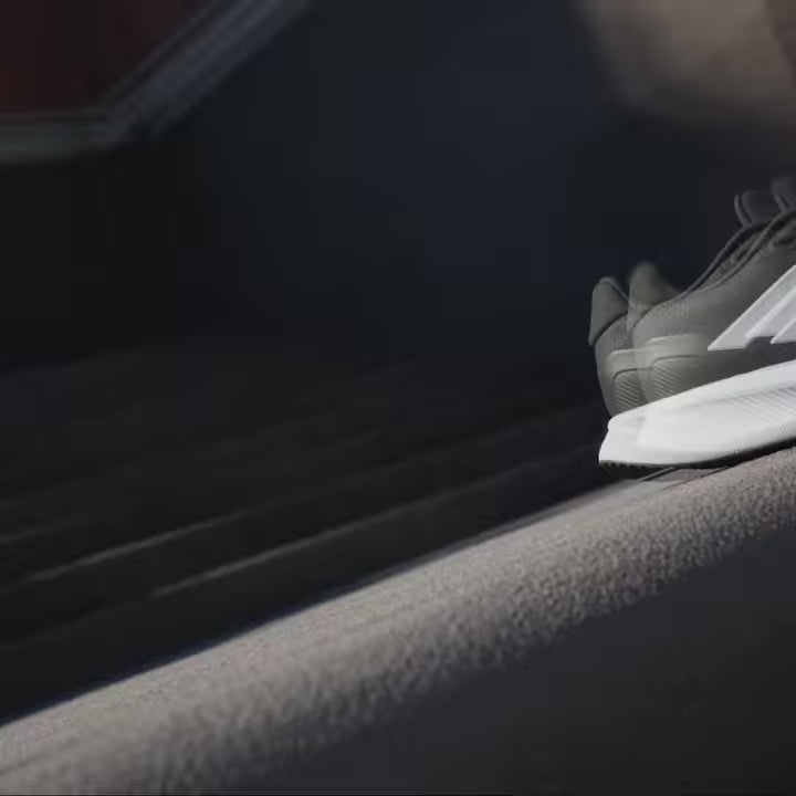 Men's Wide Fit Adidas Runfalcon 5 Walking/Running Sneakers - Black/White