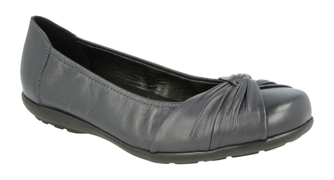 Womens Wide Fit DB Tetbury Court Shoes