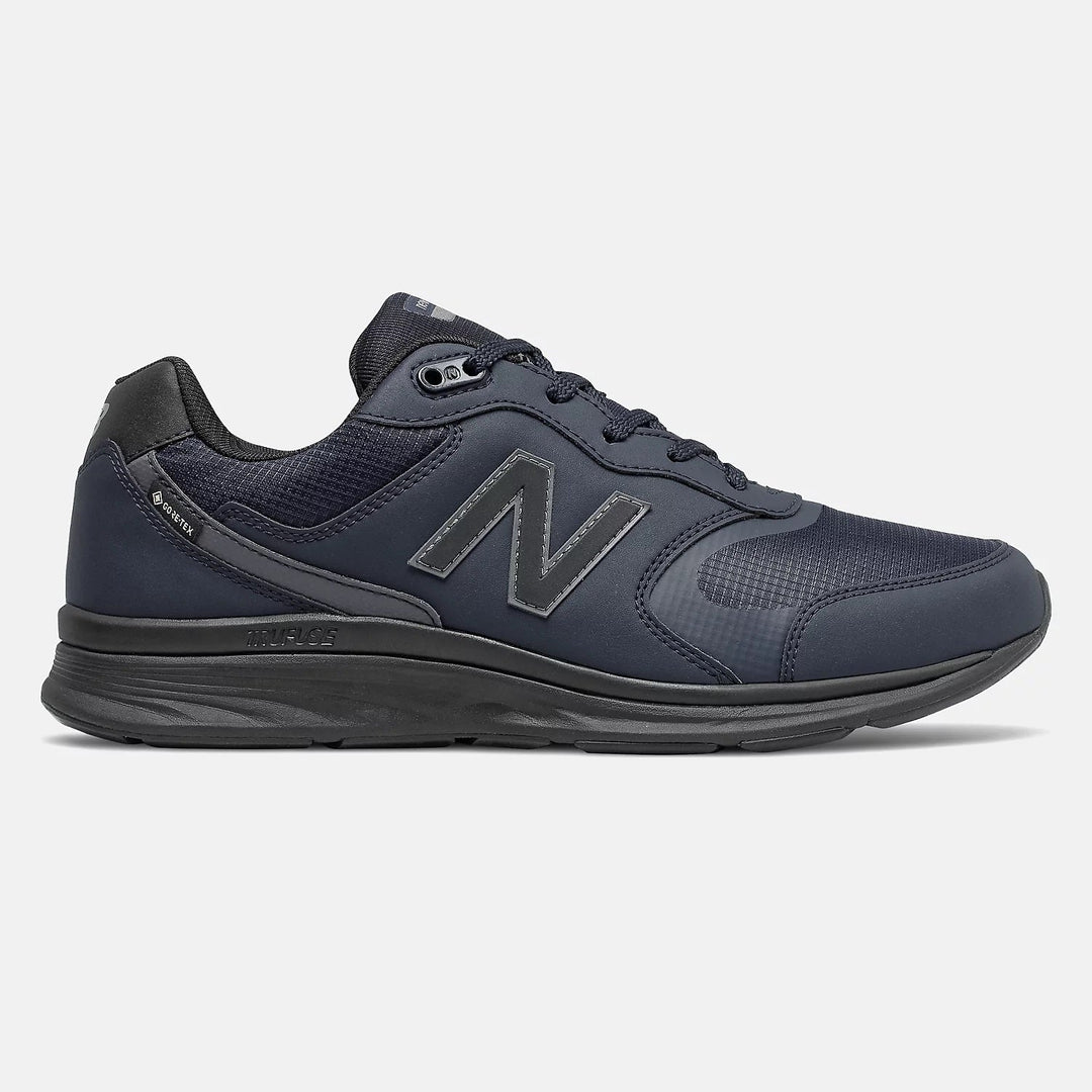 Herren Wide Fit New Balance MW880GD4 Wasserdichte Walking Navy Sneakers