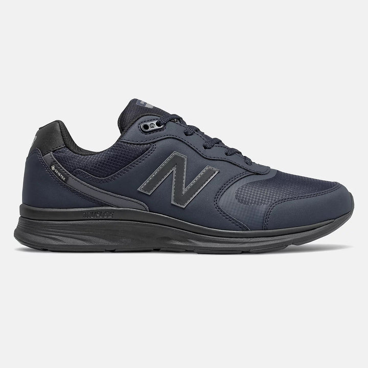 Herren Wide Fit New Balance MW880GD4 Wasserdichte Walking Navy Sneakers